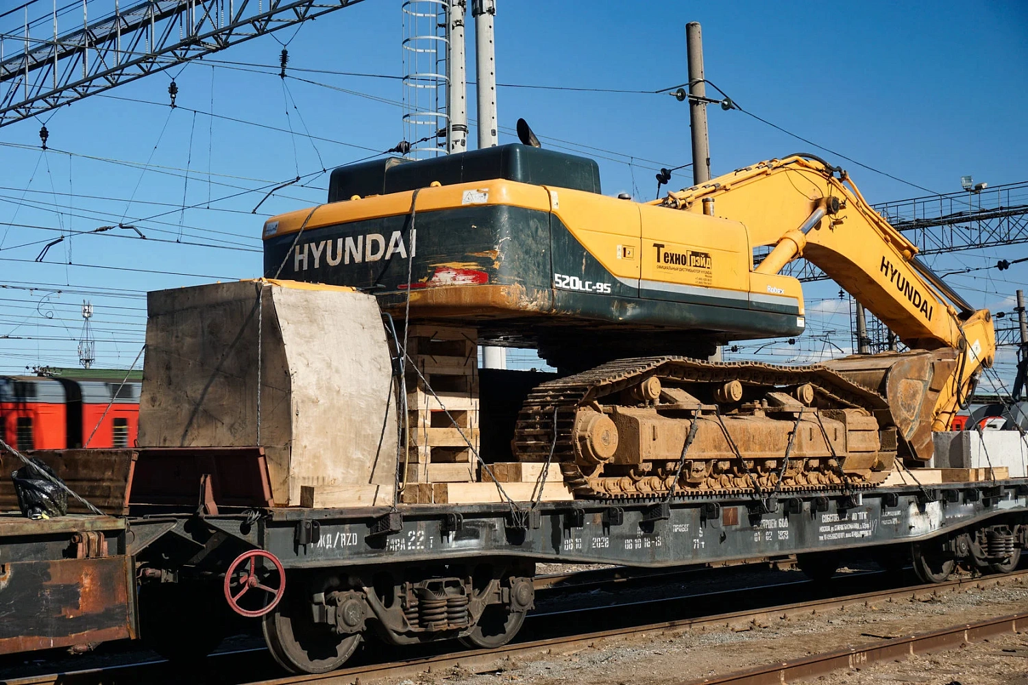 Перевозка экскаватора HYUNDAI 520LC-95