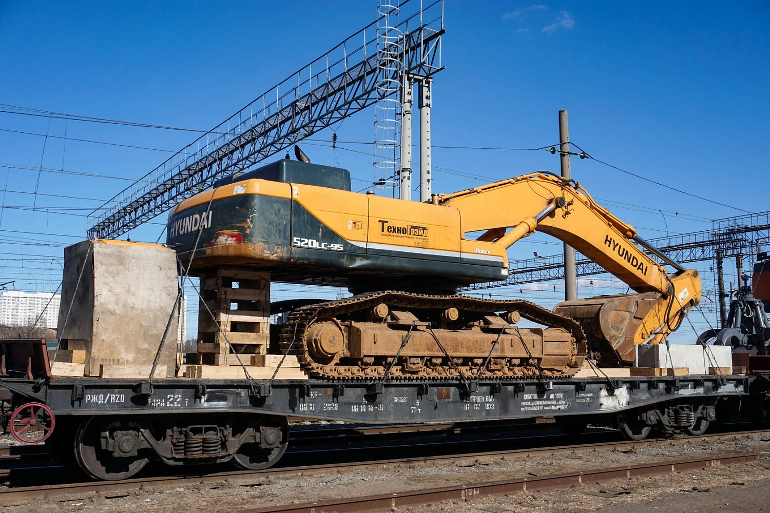Перевозка экскаватора HYUNDAI 520LC-95